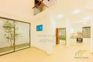 පදින්චි නොවු අලුත්ම දෙමහල් නිවස කැස්බැව