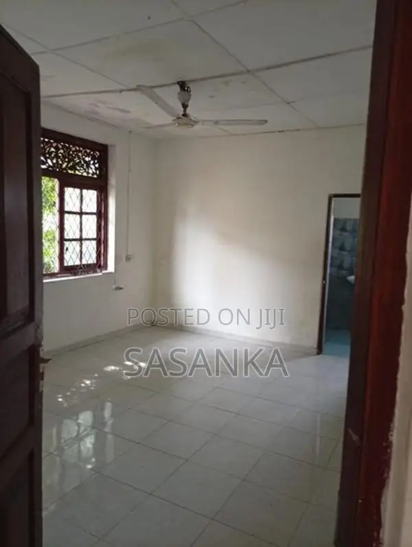 Bellanwila Road Single Story House Available For Rent
