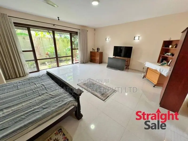 House for Sale in Battaramulla [HS 10]