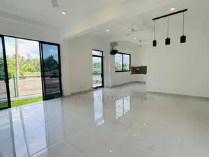 super luxury Brand New solid 2 Story House-piliyandala