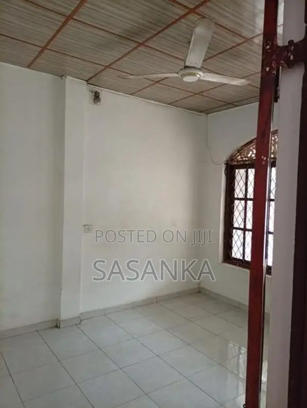 Bellanwila Road Single Story House Available For Rent