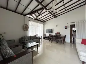 Residential House with 3 Shop for Sale Kotte, Madiwela Rd