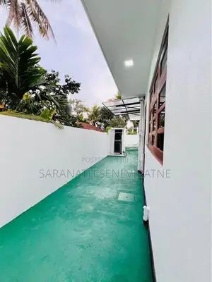 Brand New Modern Luxury Home for Sale - Boralesgamuwa, Werahera
