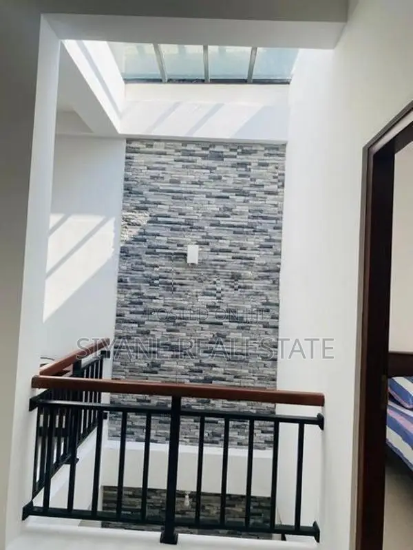 Brand New House for Sale in Athurugiriya