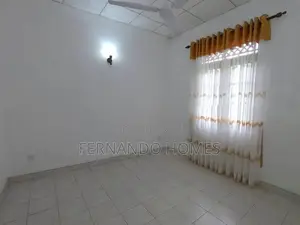 17P Land With Two Completed Houses For Sale In Negombo Temple Road