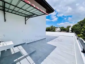 Brand New Modern Luxury Home for Sale - Boralesgamuwa, Werahera