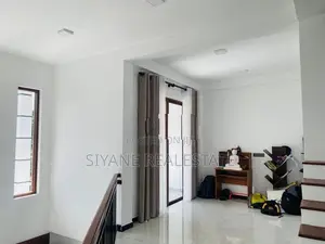 Brand New House for Sale in Athurugiriya
