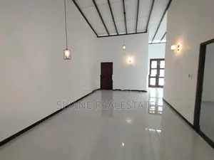 Modern House for Sale in Athurugiriya