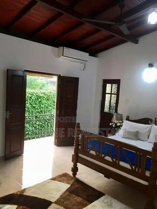 Modern house for sale in thalawathugoda