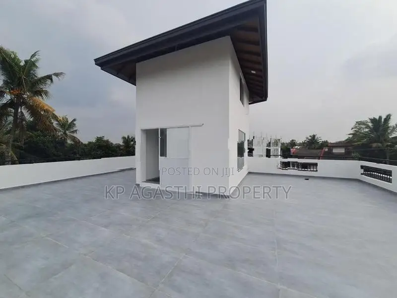 Luxury House for Sale Boralesgamuwa