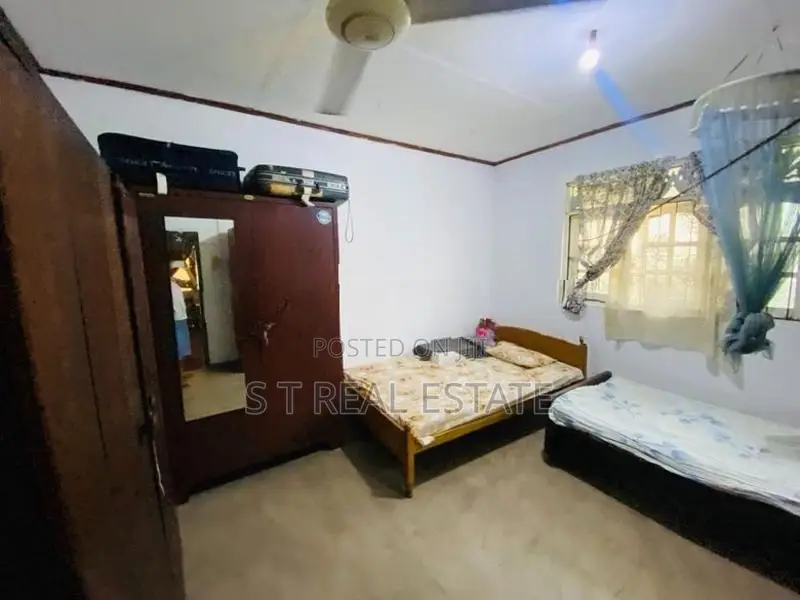 14P Land & Old House For Sale In Kottawa
