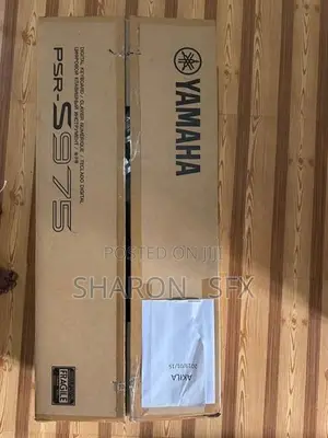 Yamaha PSR S975 Keyboard Full Set