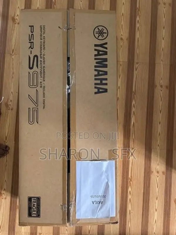 Yamaha PSR S975 Keyboard Full Set