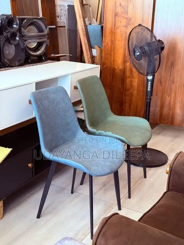 Luxury Dining Table with Chairs