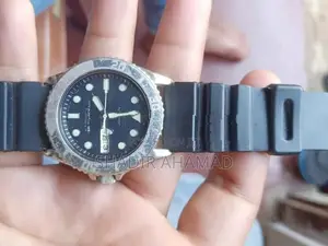 Seiko SKX031 Submariner Automatic Diver Watch