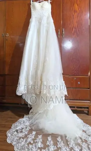wedding dress