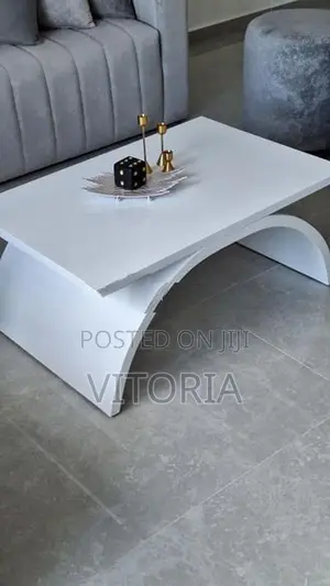MAHAGONY WHITE COFFEE TABLE