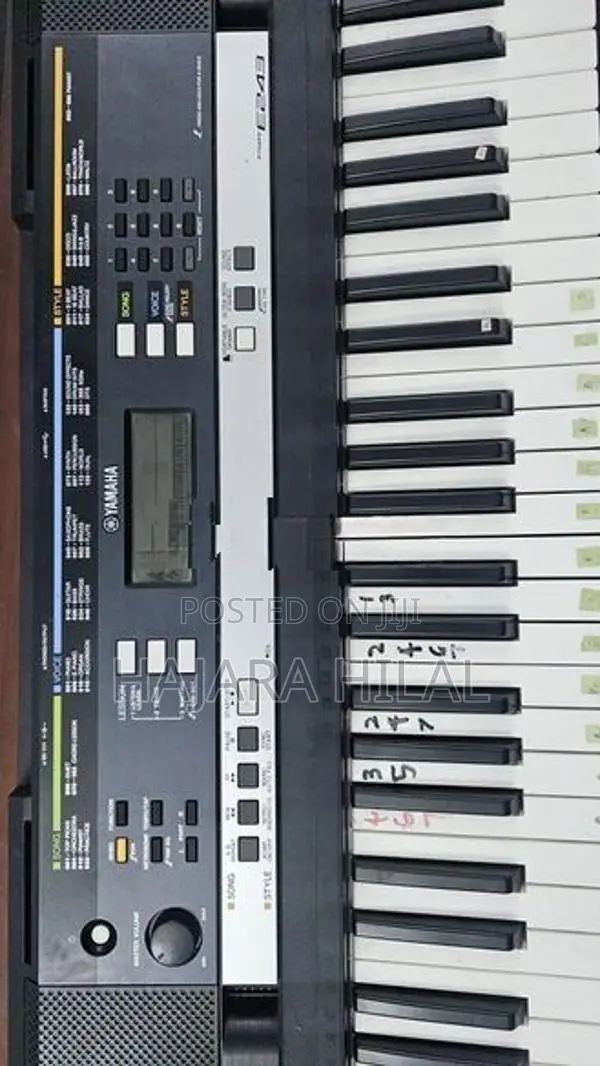 Yamaha E243 Keyboard
