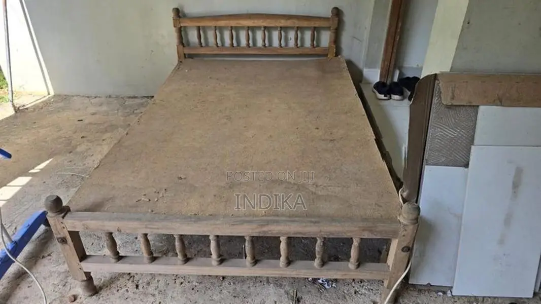Attoniya Bed 6 X 4