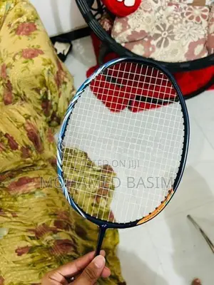 Yonex astrox 100zz