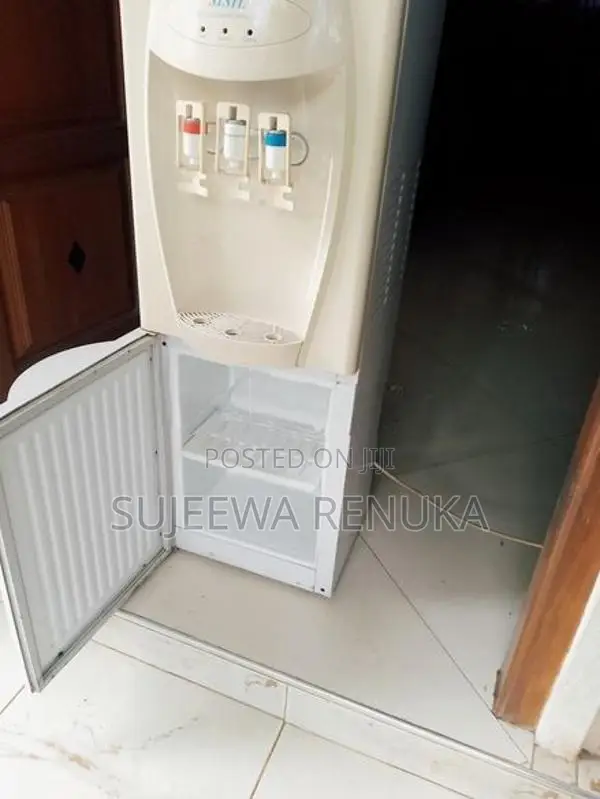 SISIL water dispenser