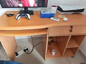 computer tables