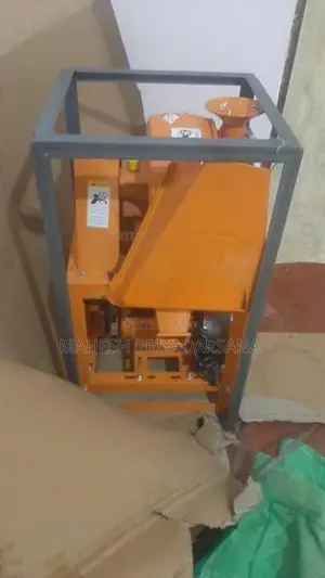 කුළුබඩු ඇඹරන යන්ත්‍රය