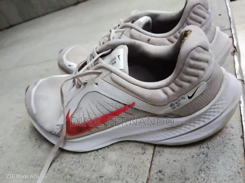 Nike Quest 4