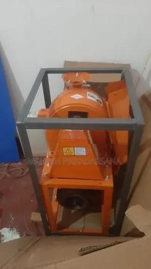 කුළුබඩු ඇඹරන යන්ත්‍රය
