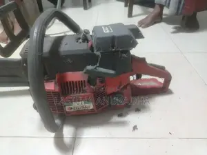 Chain Saw Machine