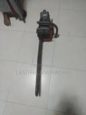 Chain Saw Machine