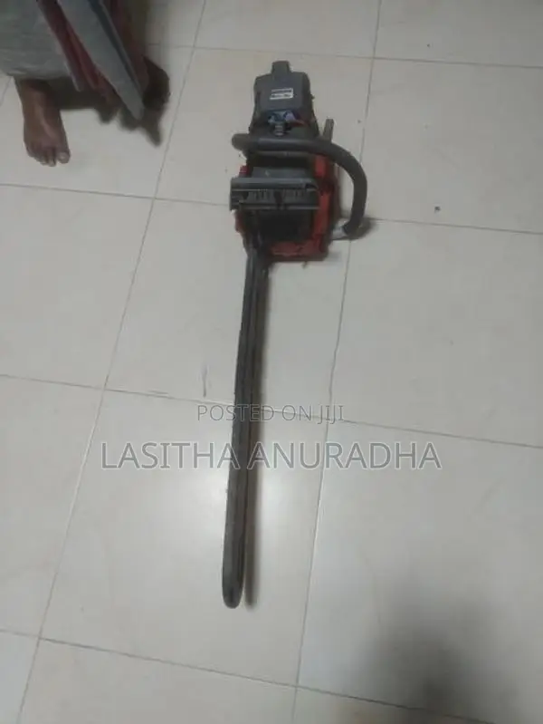 Chain Saw Machine