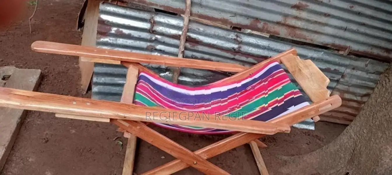 Wooden Easy Chair