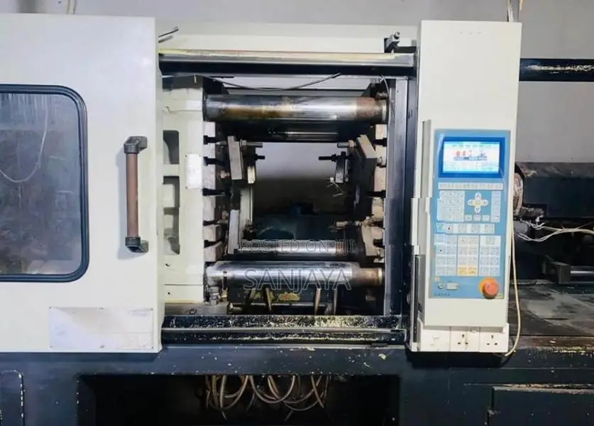 Injection Molding Machine 200 Ton Servo