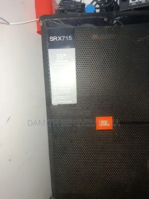 JBL SRX715 Sounds