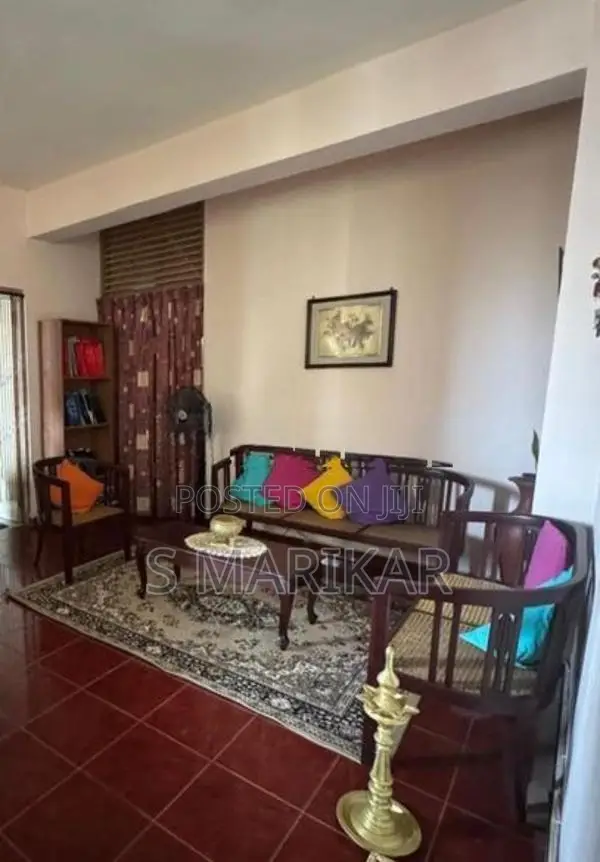 Mahogany Full Sofa Set with Center Table