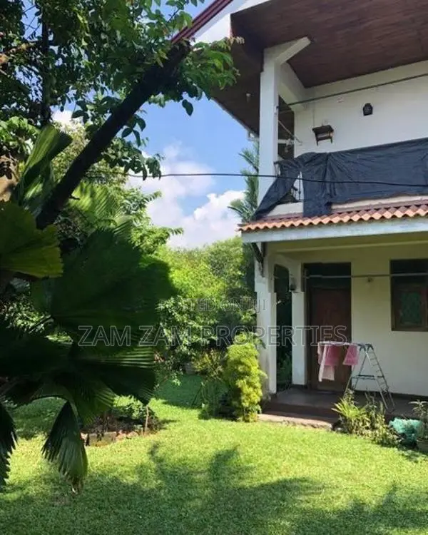 House for Sale in Off Anderson Road Nedimala Dehiwala