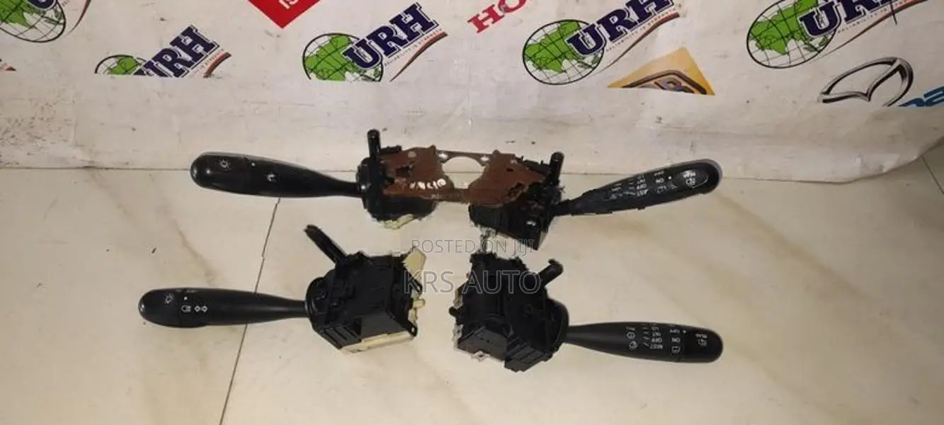 Toyota Passo kGC 10 Wiper Switch
