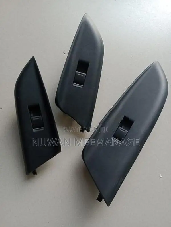Honda Vezel GP5 Power Shutter Master Switch Passenger
