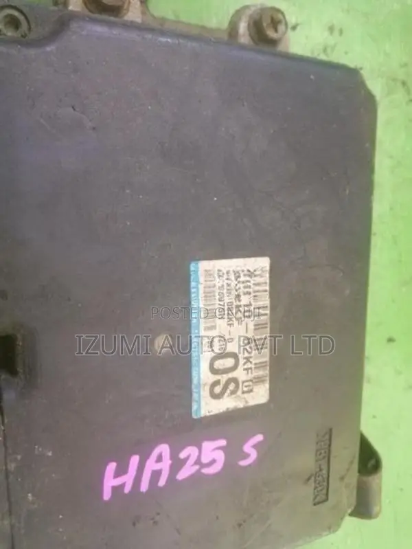Suzuki Alto HA25 Engine ECU