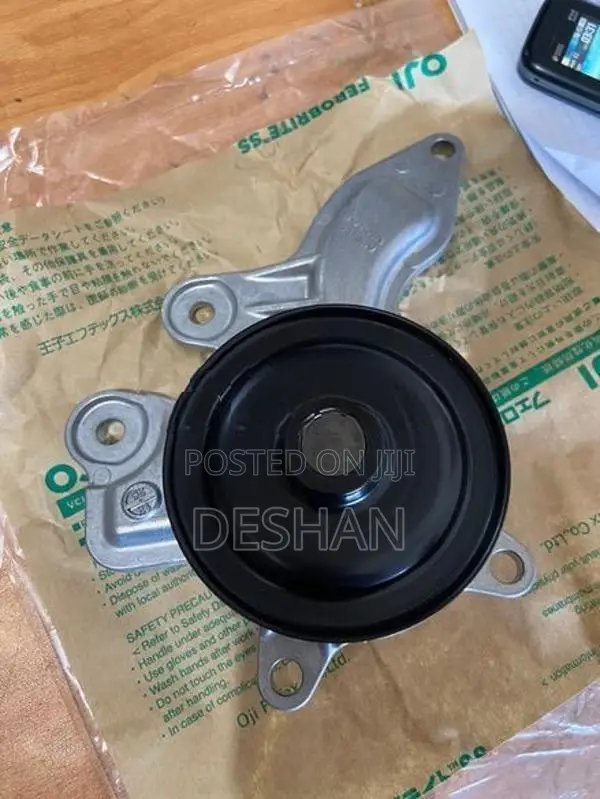 Toyota CHR Engine Coolent Pump waterpump ( Brand New)