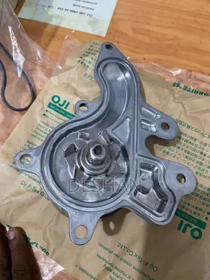 Toyota CHR Engine Coolent Pump waterpump ( Brand New)