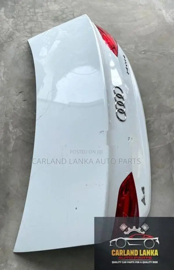 Audi A4 B8 2.0 Auto (2011) - Complete Boot Lid
