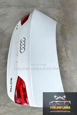 Audi A4 B8 2.0 Auto (2011) - Complete Boot Lid