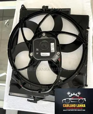 BMW X1 E84 XDRIVE (2011) - Radiator Fan