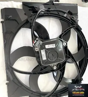 BMW X1 E84 XDRIVE (2011) - Radiator Fan