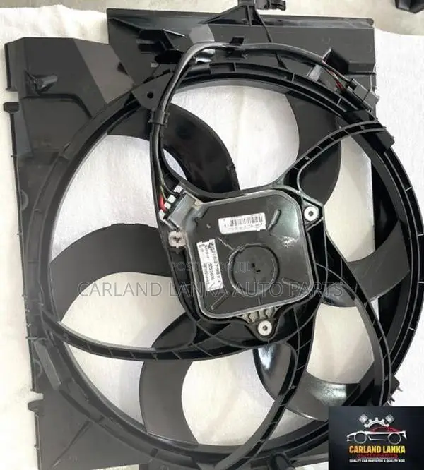 BMW X1 E84 XDRIVE (2011) - Radiator Fan