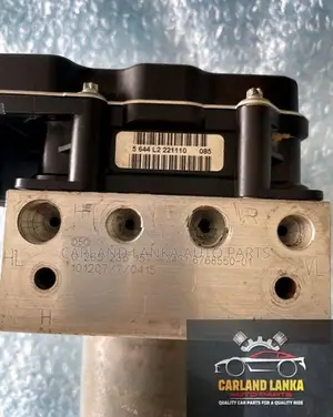 BMW X1 E84 xDrive (2011) - ABS Pump