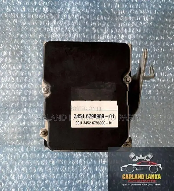 BMW X1 E84 xDrive (2011) - ABS Pump