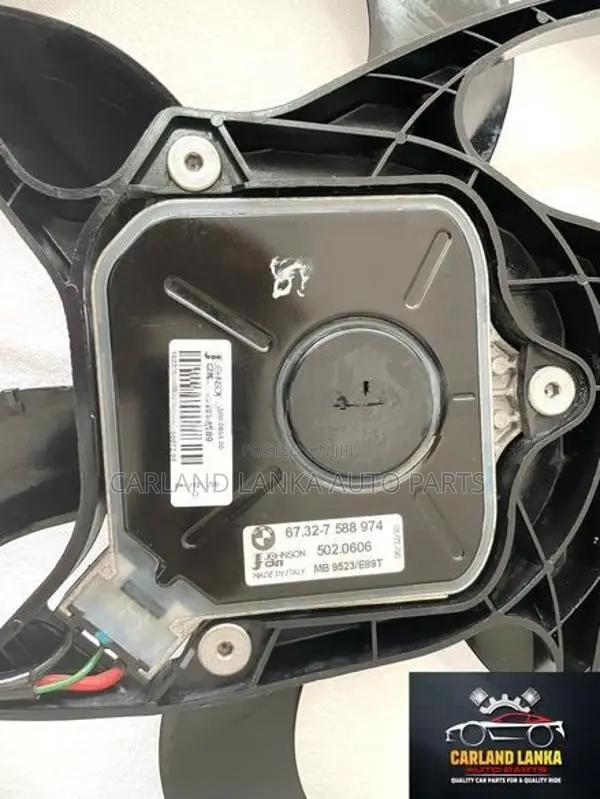 BMW X1 E84 XDRIVE (2011) - Radiator Fan
